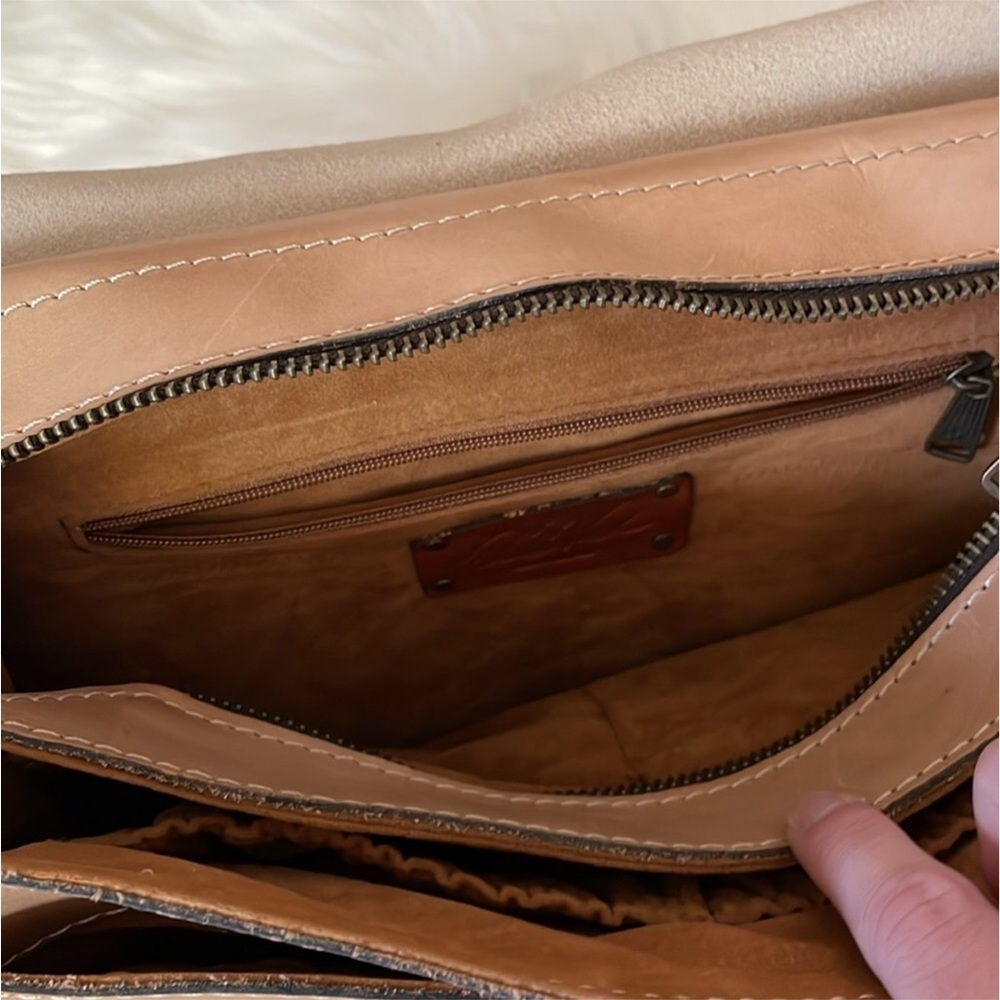 Patricia Nash Heritage “London” Crossbody Bag - Picture 13 of 14
